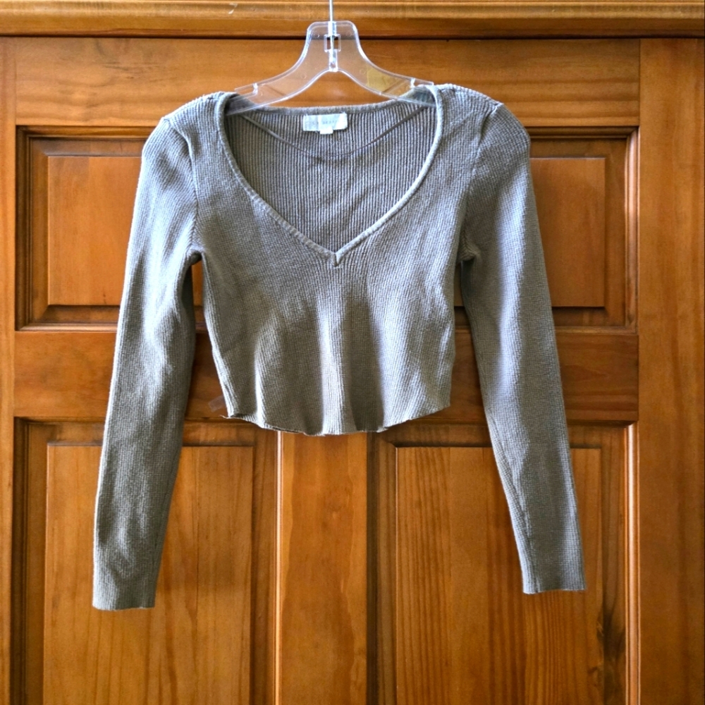 La Hearts Olive Green  Long Sleeve Cropped Ribbed Shirt SIZE L